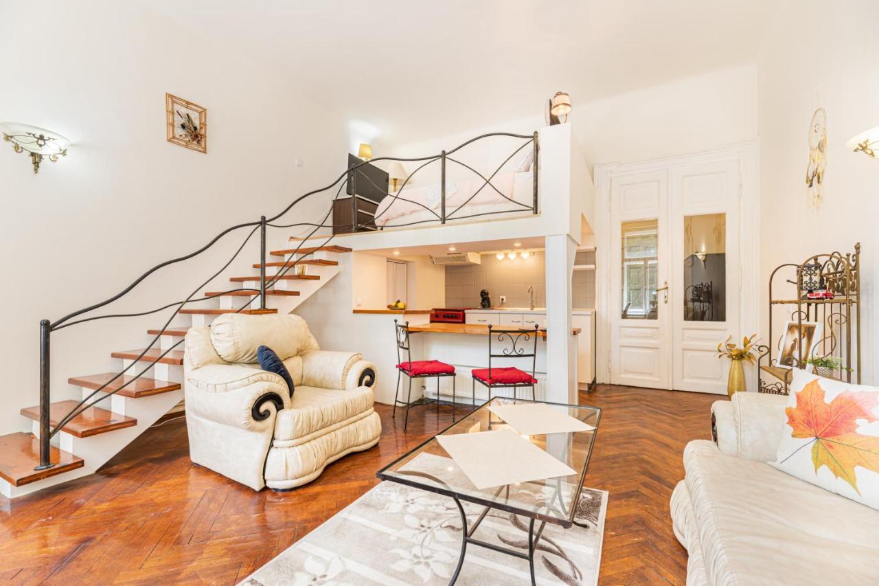 Apartment Hera - Old Town Brasov